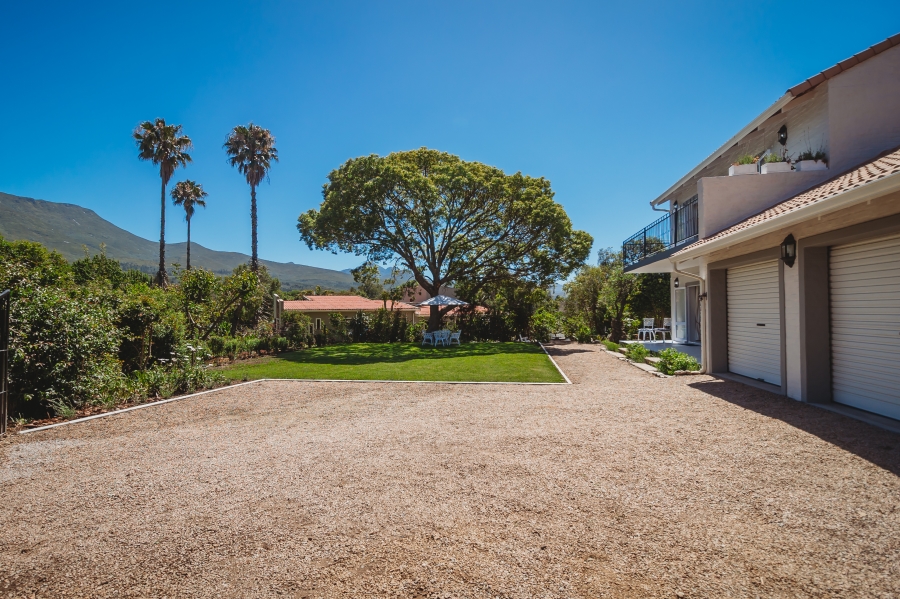 4 Bedroom Property for Sale in Fernridge Western Cape